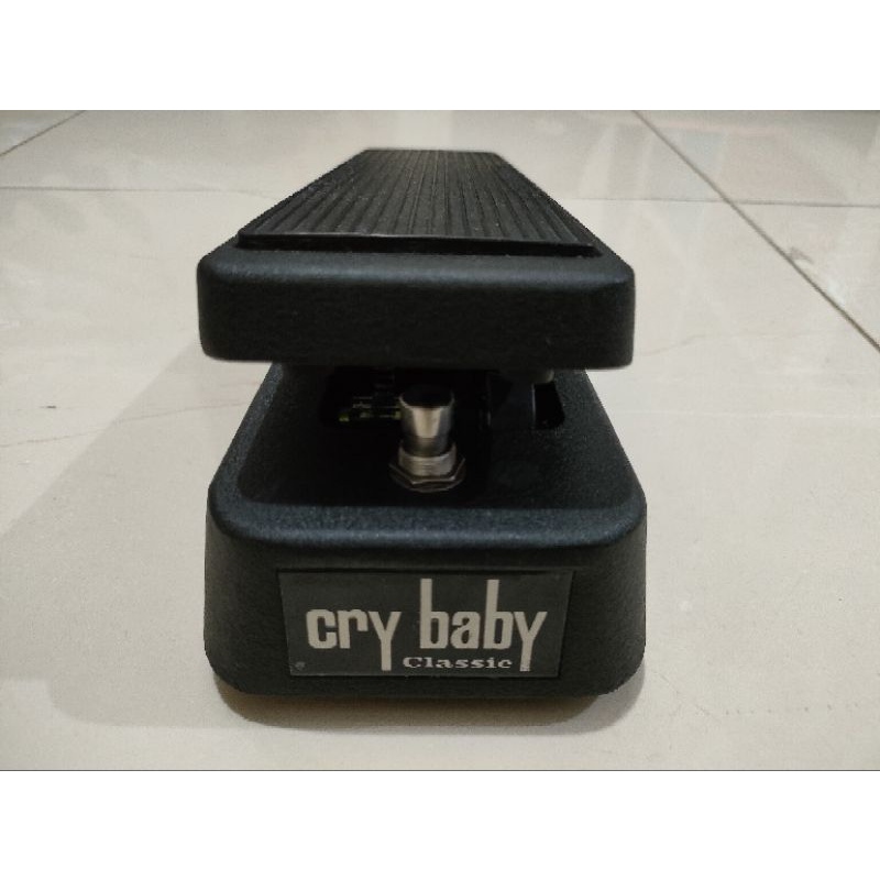 Efek Gitar Wah Cry Baby Classic GCB95F USA.