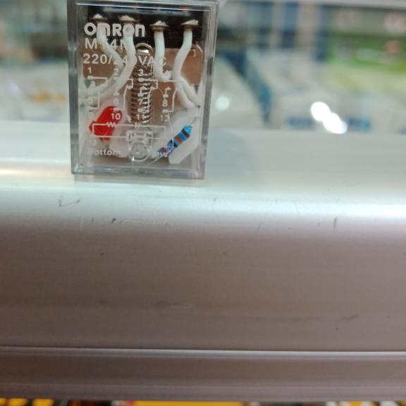 relay MY4N 220VAC omron + socket