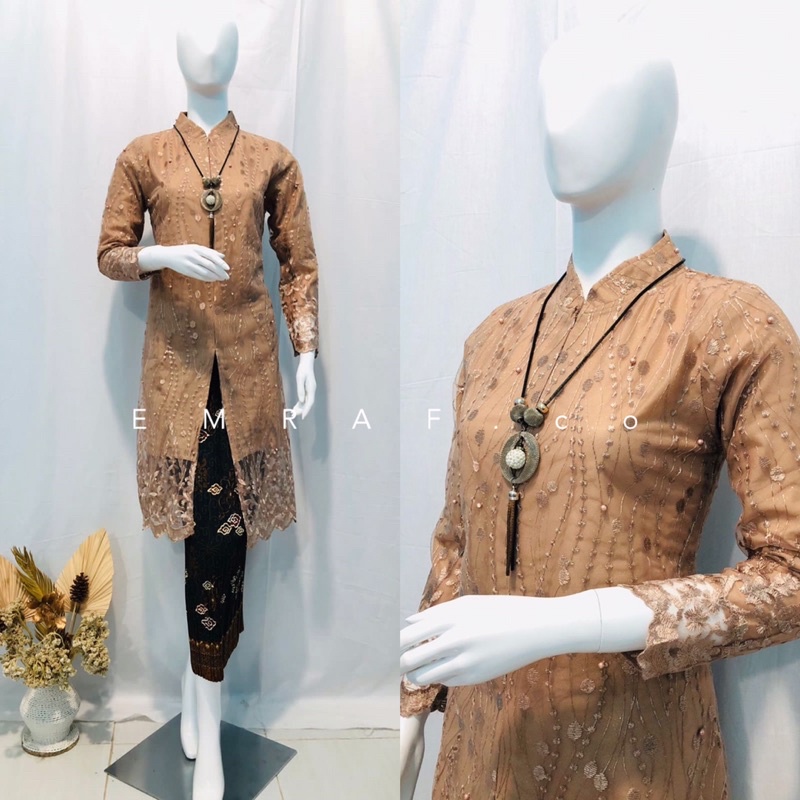 Kebaya Tunik / Tunik Brokat / Kebaya Modern / Kebaya tile / Kebaya Favorite / Batik Couple