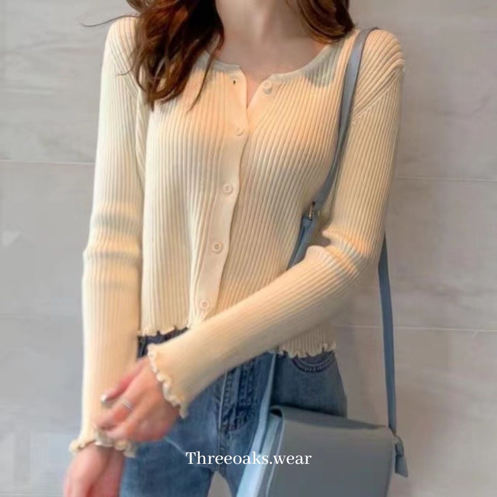 IVY CARDIGAN TOP - Atasan Kardigan Rajut dengan Kancing dan Motif Ujung Swirly Korean Style