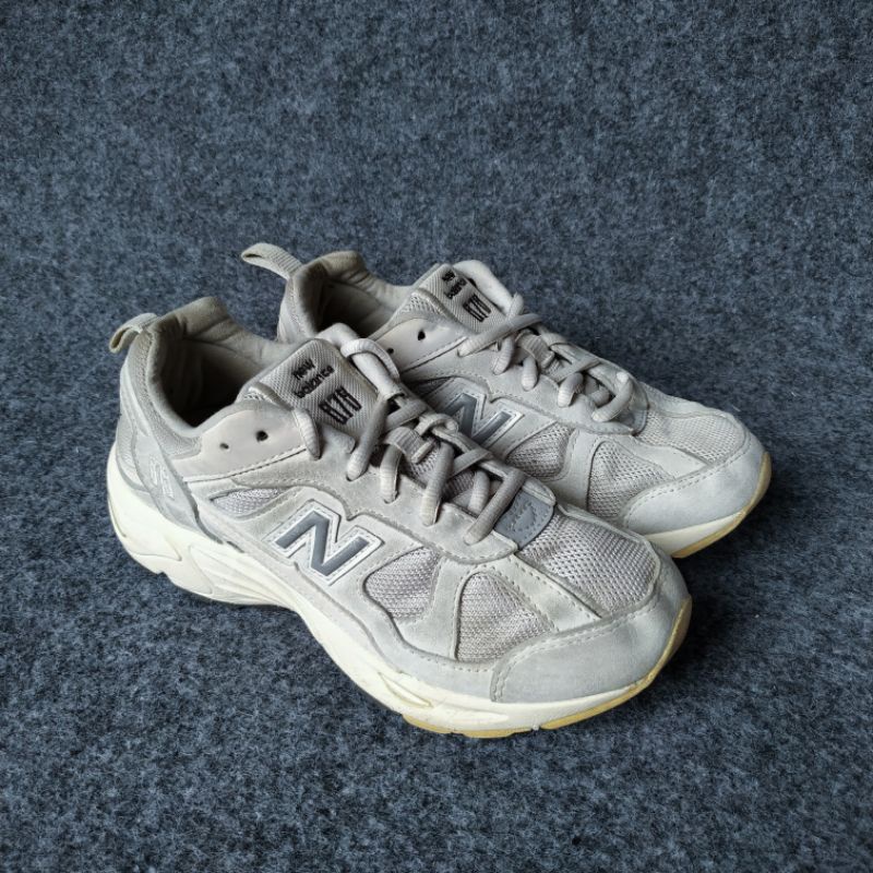 NEW BALANCE NB 878 Abzorb Sepatu Sneakers Casual Second