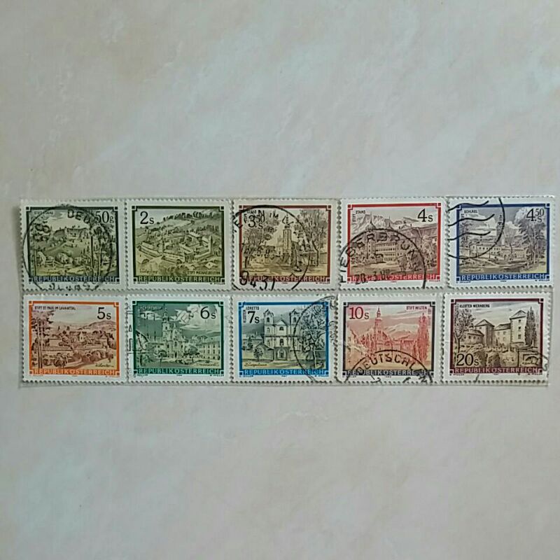 

(AB) Perangko Austria Tahun 1984 - 1992 Seri Monasteries and Abbey Set 10pcs Used