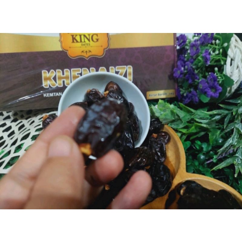 

kurma Khenaizi 1 KG King Dates Crown Vacum