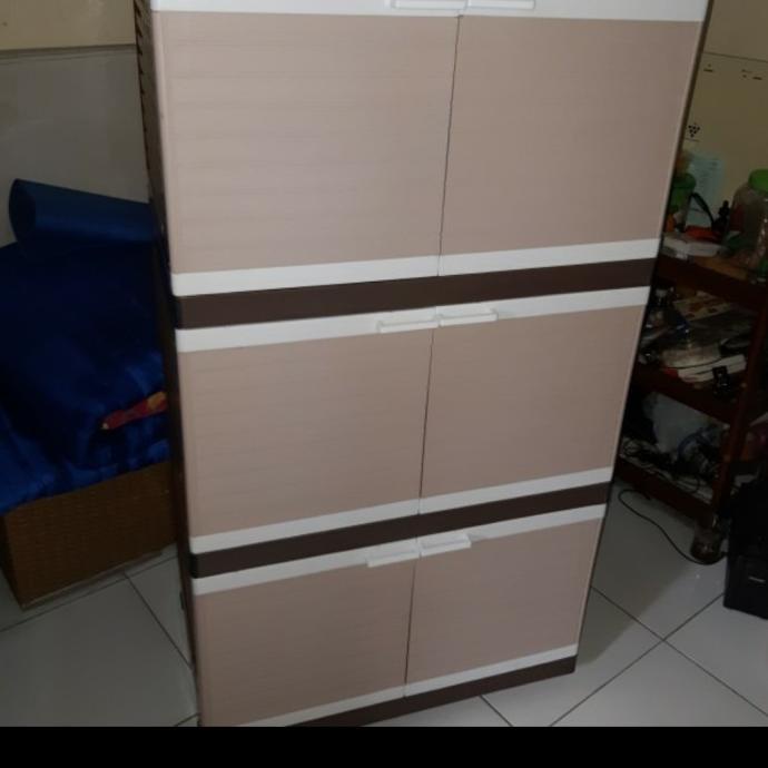 

Lemari Plastik Club Besar JUMBO 3 Susun CWSP Polos stock ready