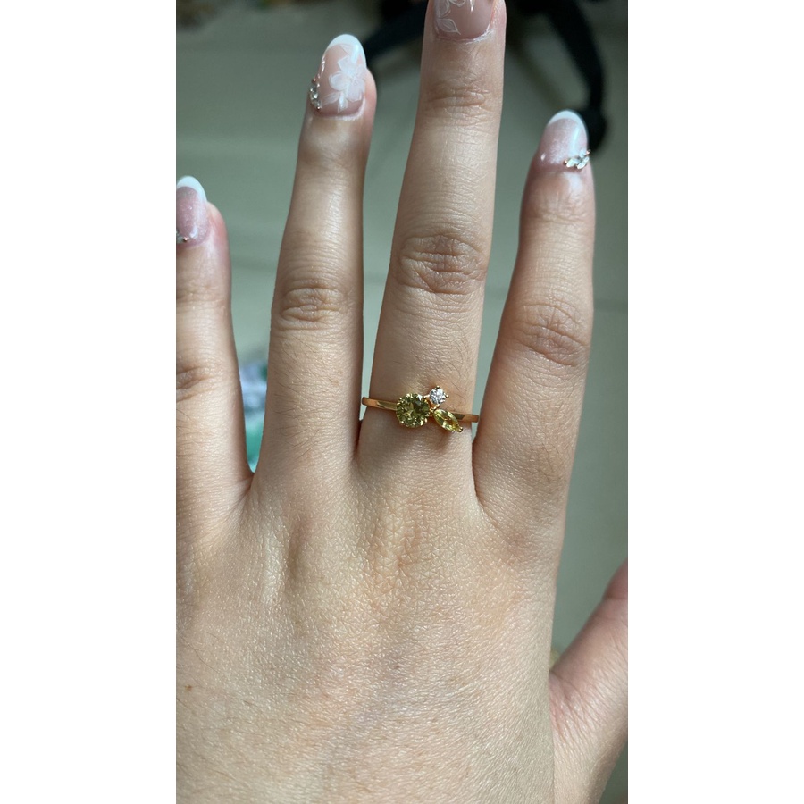 Cincin iris hwt kadar 375 mata lucu berubah warna