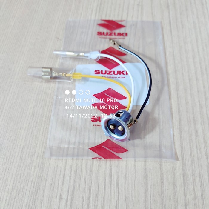 SOKET FITTING LAMPU DEPAN SUZUKI RC100 BRAVO ORIGINAL