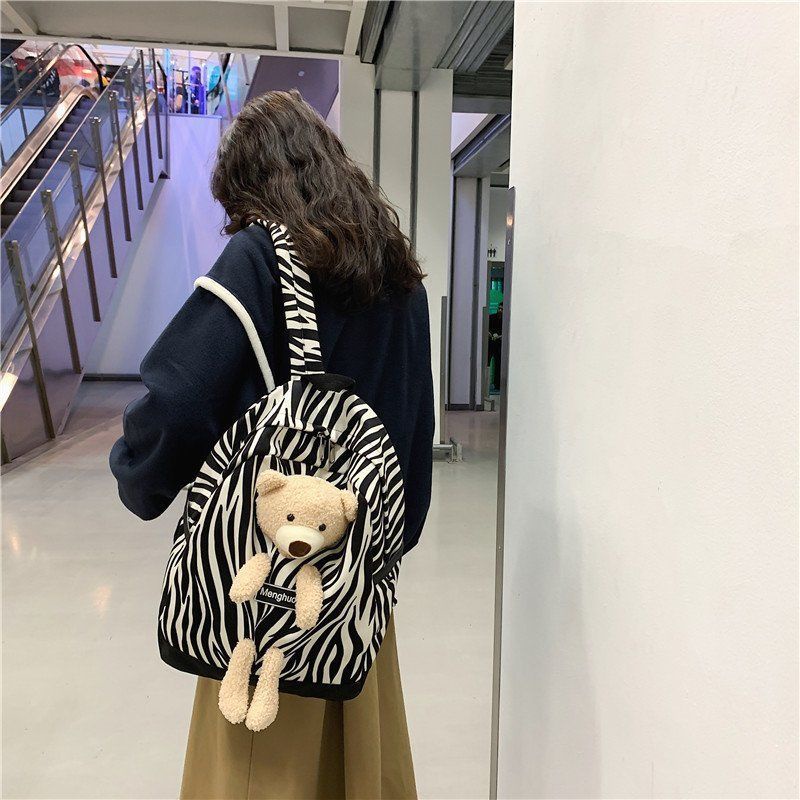 Sera Sapi Tas Sekolah Gaya Wanita Harajuku Versi Korea Tren Fashion Macan Tutul Cetak Ransel Lucu Gadis Jantung Kartun Ransel