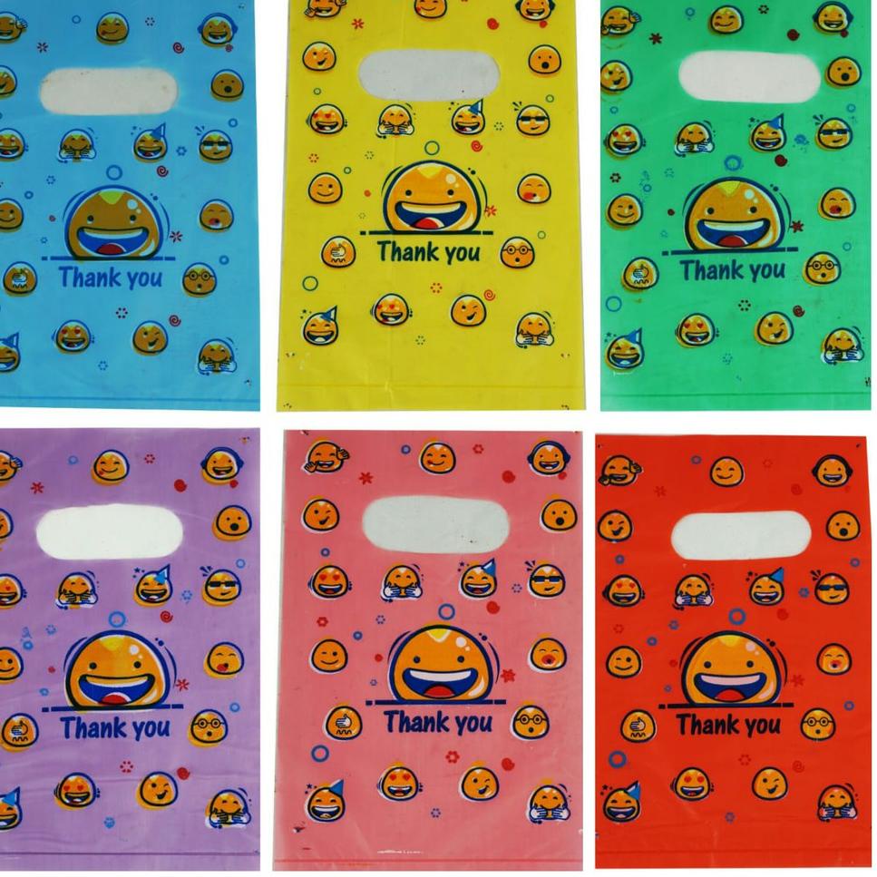 

⇓ [uk 25] Kantong Hd Oval Smile (pegangan tengah) uk 25/Kantong plastik emoji ゟ