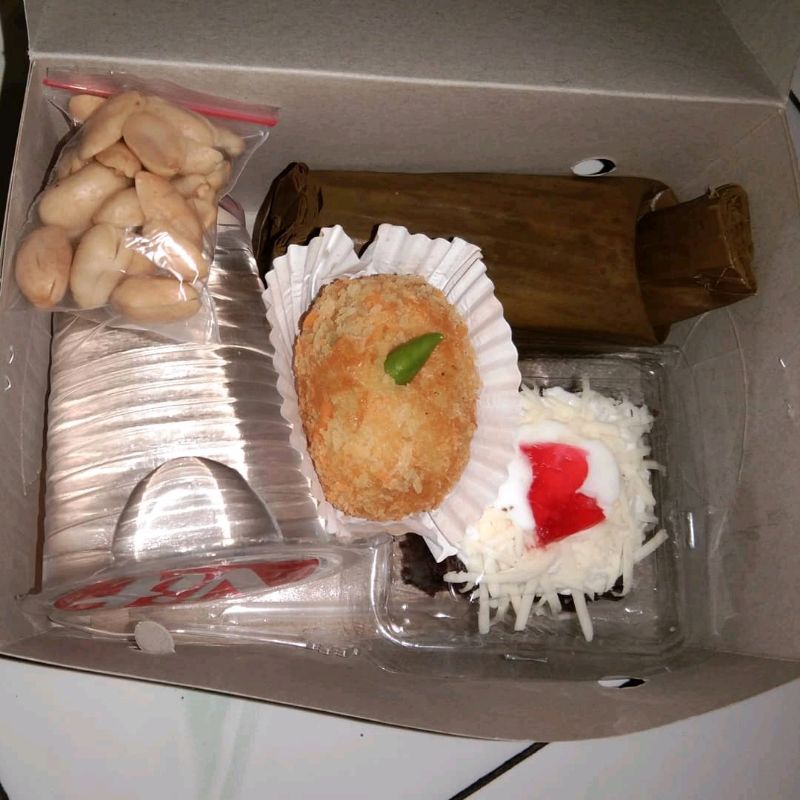 

snack box ekonomis Jogja