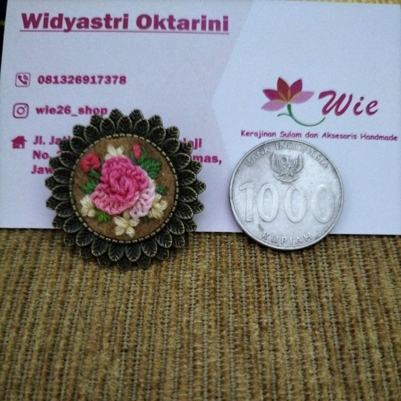 Bros sulam benang kecil