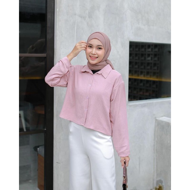 KEMEJA CROP CRINKLE AIRFLOW//KEMEJA HANIN CROP POLOS CRINKLE/OUTER KEMEJA CROP