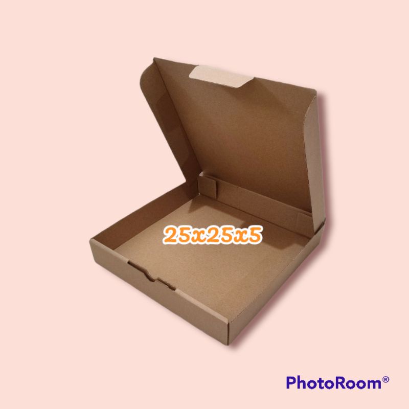 

box pizza die cut uk 25x25x5