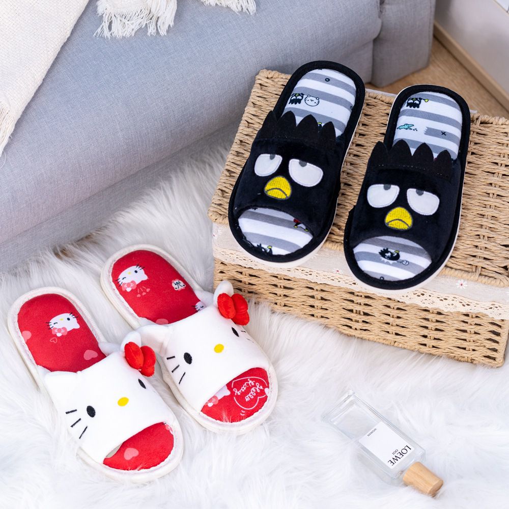 SANDAL RUMAH CINNAMOROLL MELODY KUROMI BADTZMARU HELLO KITTY POMPOMPURIN POCHACCO DOG SEPATU KAMAR SELOP