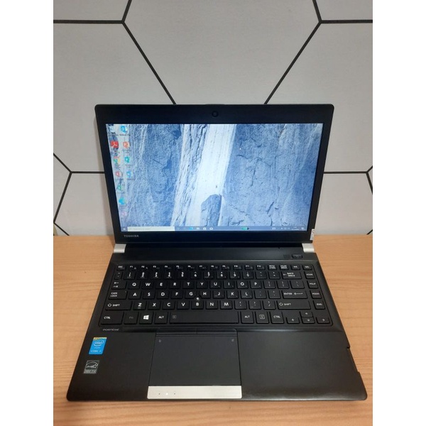 laptop toshiba portege R30 A core i5 gen4 ram 4gb ssd 128gb
