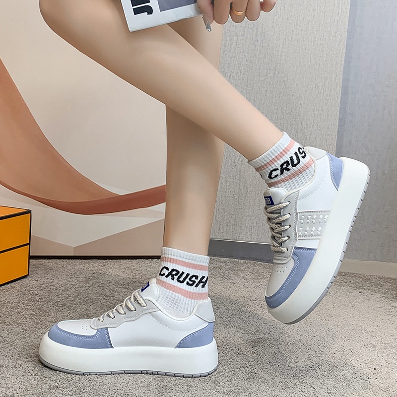 DENDEN Sepatu Tinggi Wanita Sneakers Import