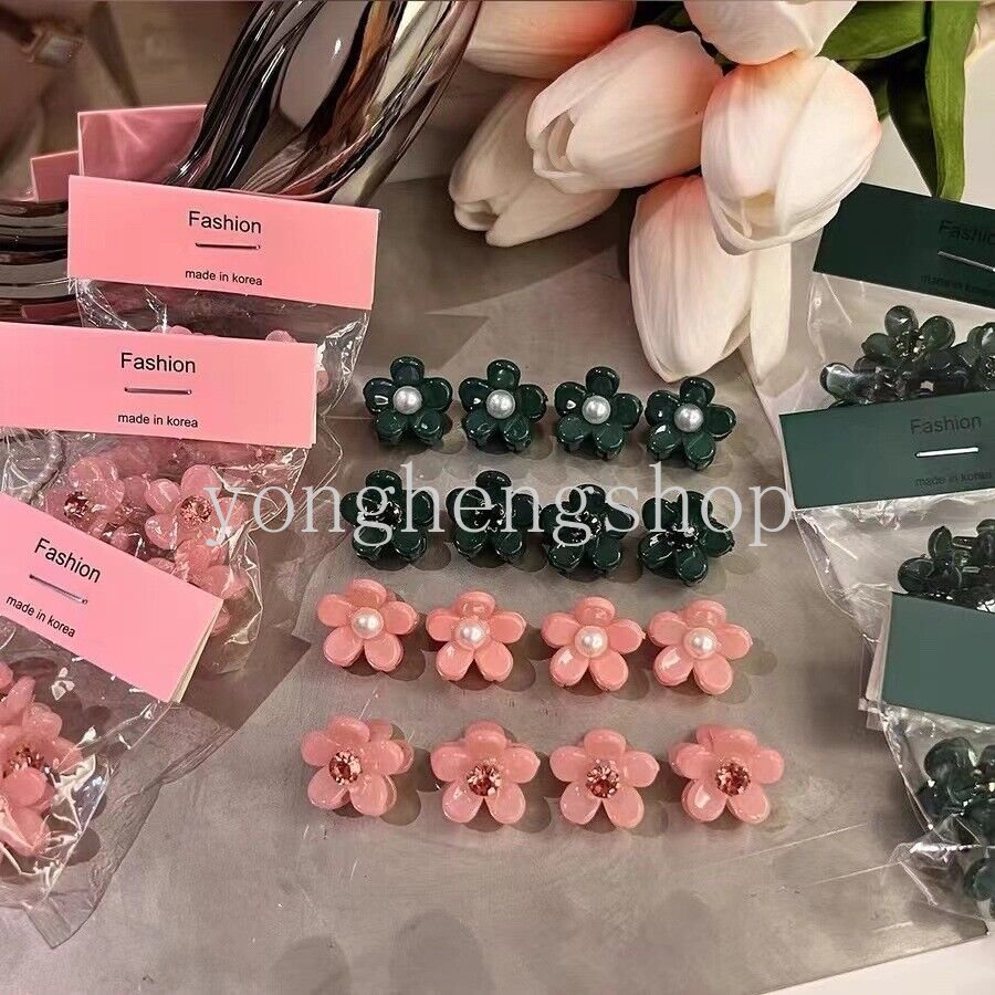 2pcs / set Jepit Rambut Bentuk Bunga Mini Aksen Mutiara Dan Berlian Imitasi Untuk Wanita