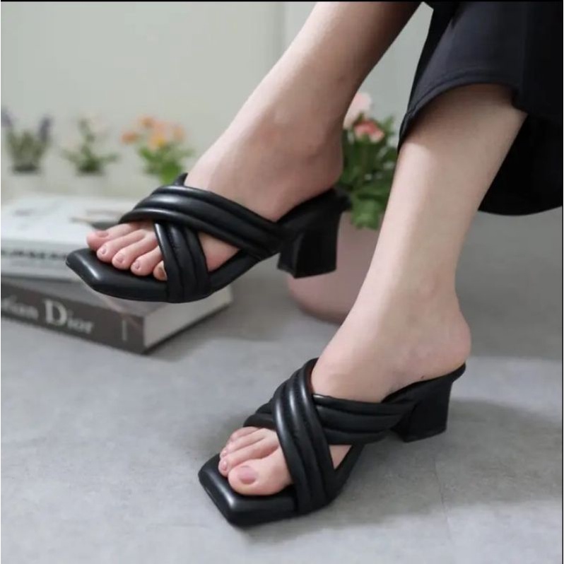 Sandal Wanita Hak Tahu 5cm