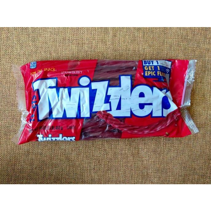 

Sale Twizzlers Twist Candy USA 16 oz /PERMEN LUNAK/PERMEN VIRAL/PERMEN MILO/PERMEN YUPI/PERMEN JADUL/PERMEN KARET