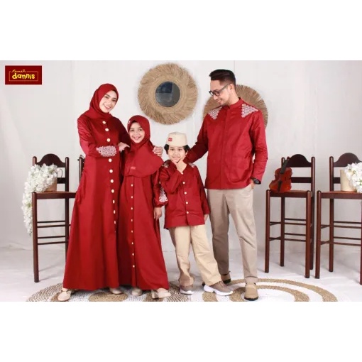 SARIMBIT COUPLE FAMILY TERBARU D'KINGDOM BY DANNIS