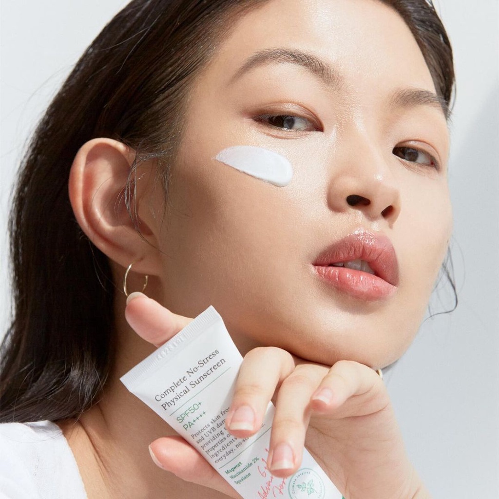 AXIS-Y Sunscreen Complete No-Stress Physical Whitening Sunscreen SPF50+PA++++ Isolasi Tabir Surya Pemutih Untuk Kulit Sensitif 50ml Korea Asli [Bisa COD]