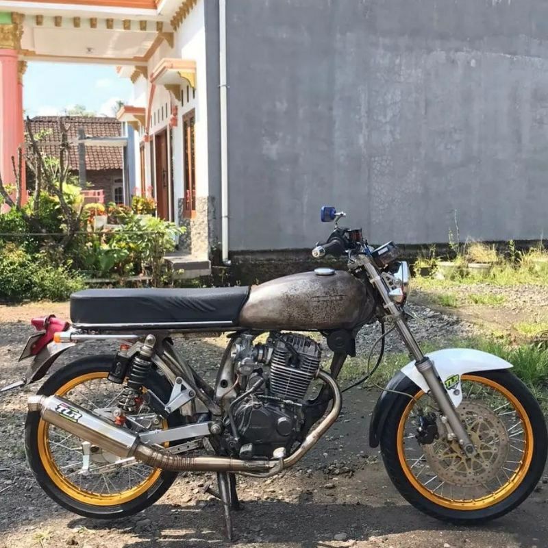 Leher atau Pipa knalpot Racing Non sambungan (PATEN) PNP CB CLASIC D50MM