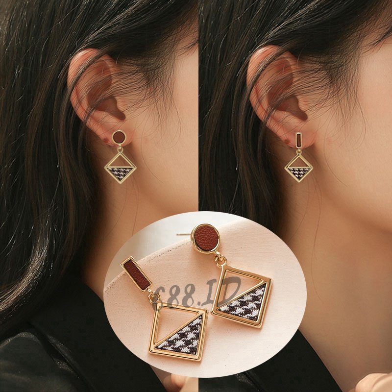 [688.id] Anting Tusuk Wanita Korea Anti Karat Perak 925 Impor Model Terbaru Bisa untuk Hijab ER 10