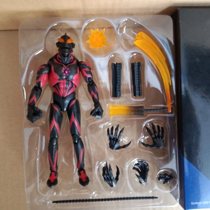 Mainan Action Figure Shf Ultraman Belial