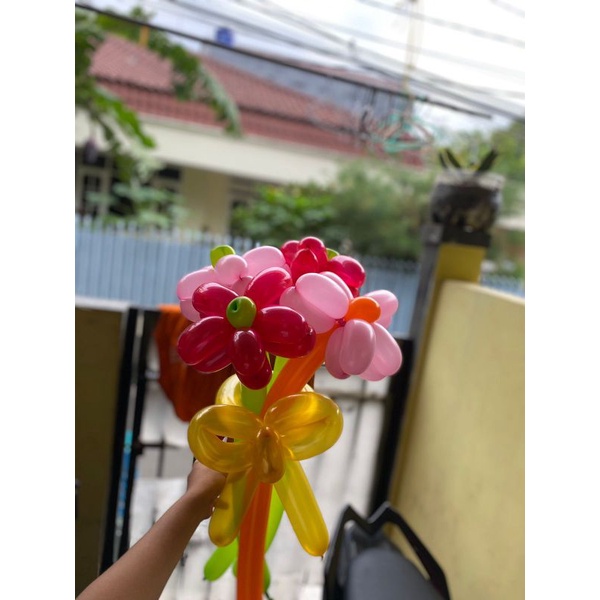 bucket bunga balon