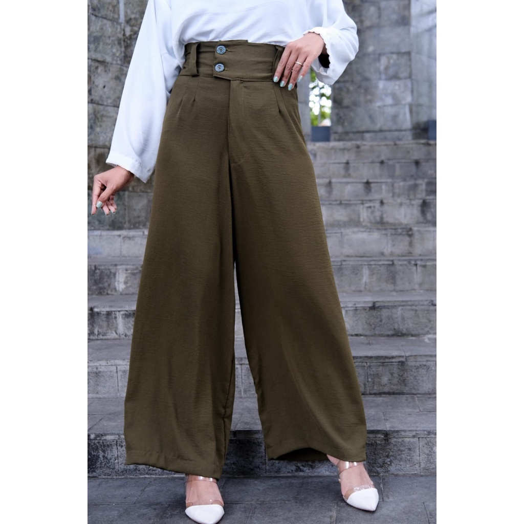 GIORA CELANA KULOT CRINKLE HIGWAIST WANITA LOOSE CULLOTE PANTS Zada Crinkle Cullote Highwaist Wanita Celana Kulot Crinkle Airflow Premium Polos Resleting Luna cringkle pants | celana kulot highwaits wanita CRINKLE AIRFLOW LOOSE PANTS VARIASI KANCING