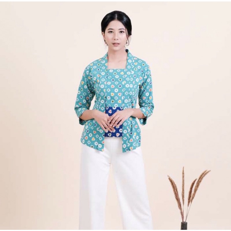 Kebaya Batik Jumputan Lengan 7/8 Meradelima Katun Tosca