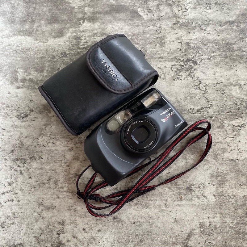 Kamera Analog - Yashica Ezs Zoom 70