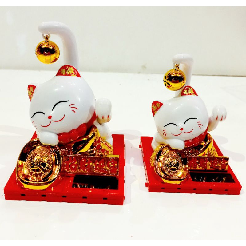 Manekineko Mini Putih / Kucing Hoki Solar Mini / Lucky Cat Jepang