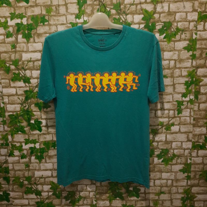 Kaos UNIQLO X KEITH HARING