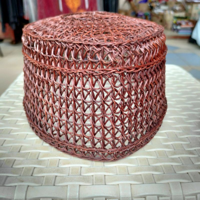 peci rotan khas kalimantan kopiah rotan khas kalimantan warna coklat