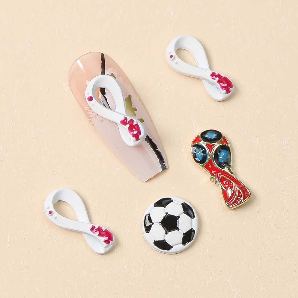 Mxbeauty Hiasan Kuku Piala Dunia Wanita 5 Pcs Manicure Aksesoris Piala Dunia Piala Sepak Bola 3D Perhiasan Kuku