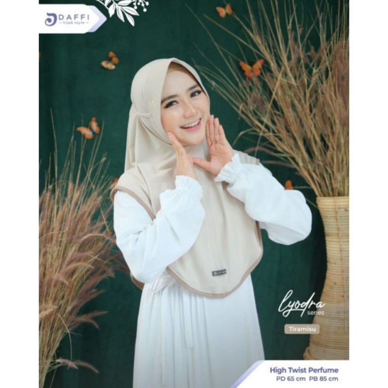 LYODRA HIJAB ISNTAN DAFFI