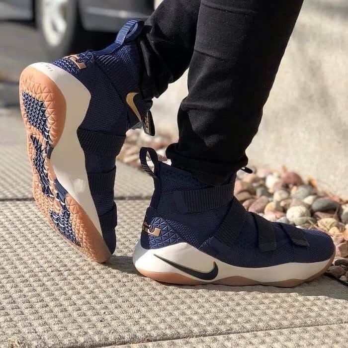PROMO COD SEPATU NIKE LEBRON SOLDIER 11 NAVY WHITE - 38