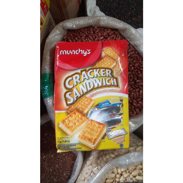 

SW - Munchy's Cracker Sandwich (Kraker Berkrim Perisa Mentega) 313gram