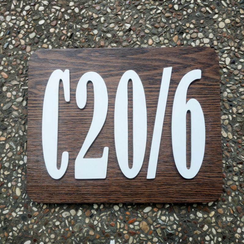 Nomor Rumah Kayu Custom