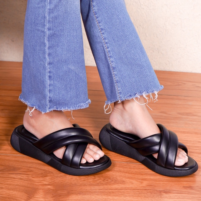 LAPEPA YUK - Sandal Wanita Wedges NADHIRA Sendal Cewek Platform Kondangan Hak Tinggi 3cm Model Silang 2 Size 36 37 38 39 40 41 Pergi Santai Rumah Slop Warna Fushia Pink Fanta Selop Premium Original Kekinian Terbaru Shoes ORI Mall Official Store