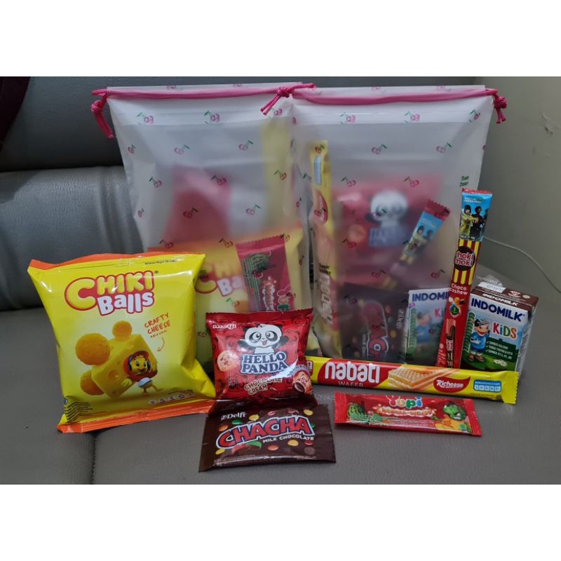 

Paketan Snack Anak acara ulang tahun + pouch