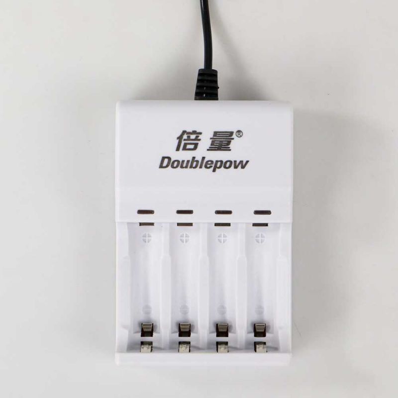 DOUBLEPOW Charger Baterai 4 slot AA/AAA + 4 PCS AA 1200mAh - DP-U82