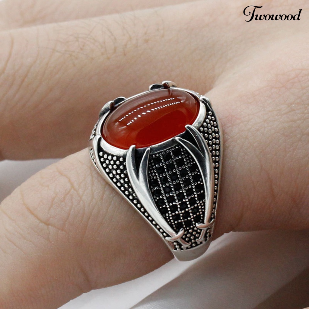 Cincin Pria Bahan Alloy Aksen Berlian Imitasi Gaya Retro Vintage Untuk Pesta