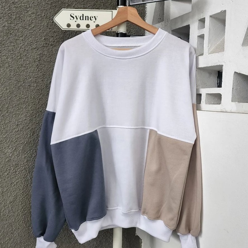 Candies Sweet Crewneck Oblong Wanita Casual Style Bahan Fleece