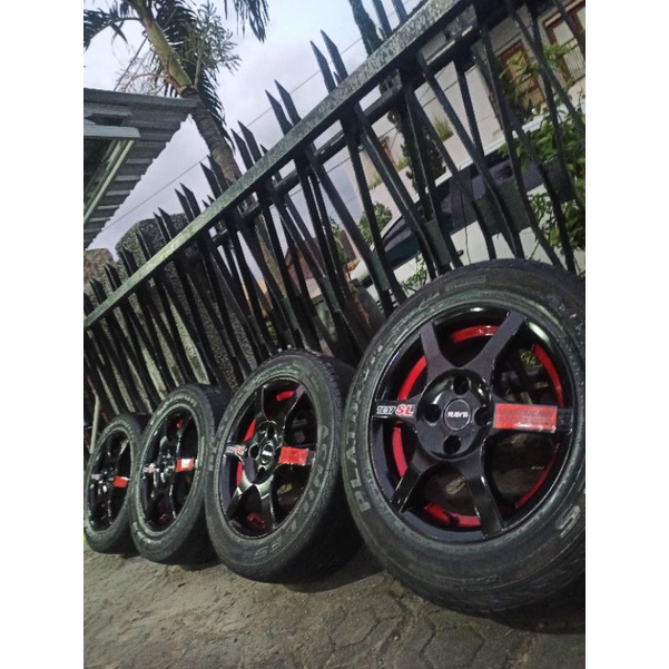 4 Velg R14 PCD 100+Ban 175/65 Brio calya sigra agya ayla vios jazz yaris karimun atoz visto soluna balrno sirion igniz Rp 2.500.000 ( 4 velg+Ban)