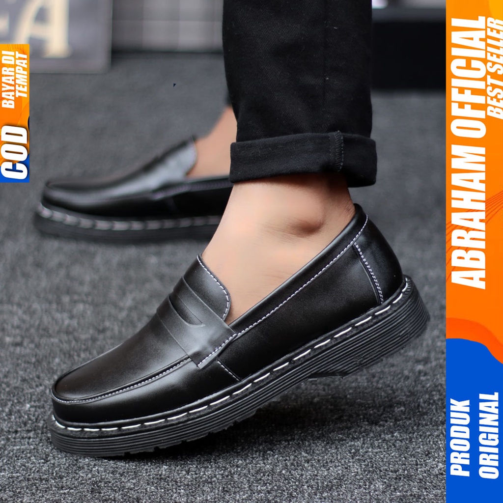 ABRAHAM Sepatu Loafers Pantofel Docmart Formal Hitam Pria