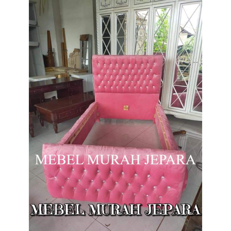 dipan tempat tidur anak full jok bludru, dipan anak mewah mebel jepara