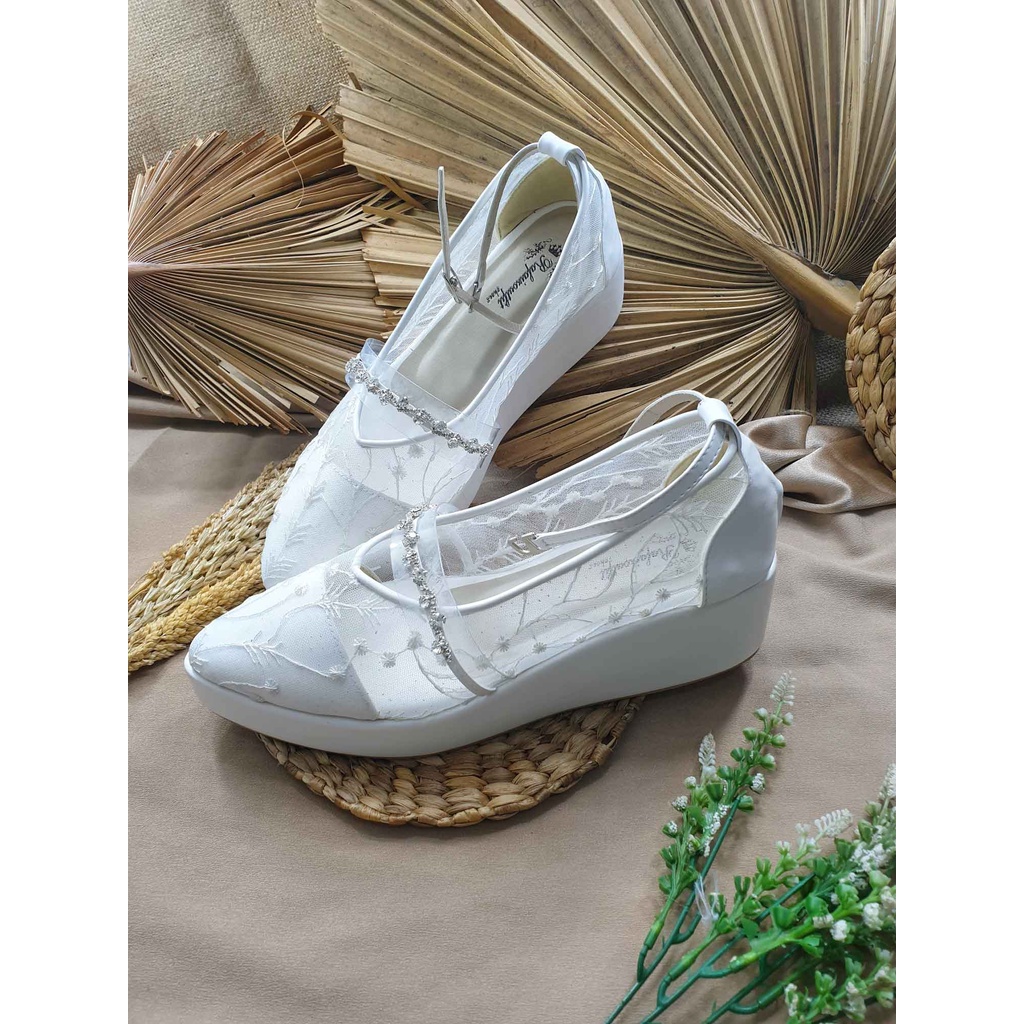 sepatu wedges wedding rafaizoutfit  putih 5cm