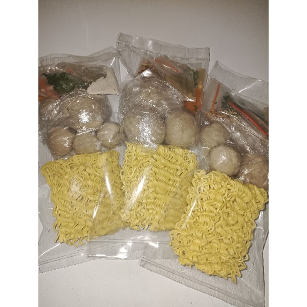 

Bakso Urat Sapi Instan Frozen Tanpa Bahan Pengawet (Terima Reseller) tanapa bahan pengawet HomeMade.