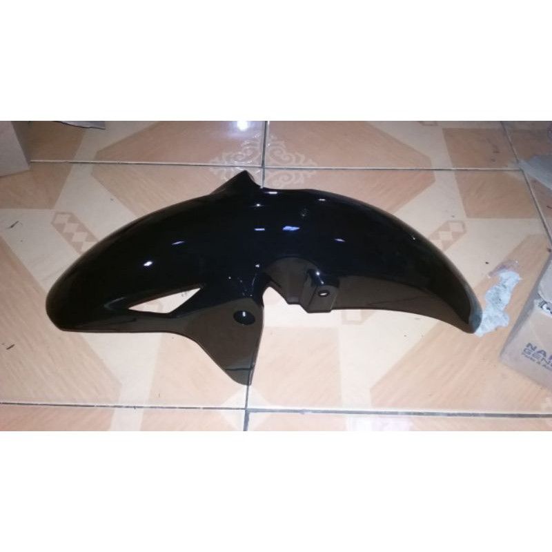 slebor depan honda cbr 150